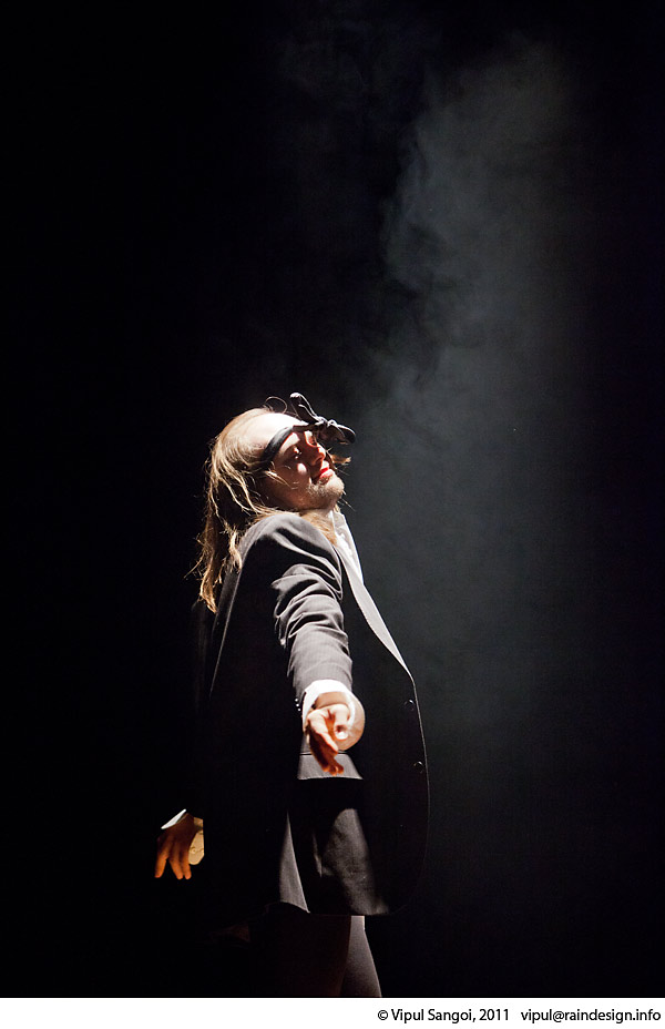 Anjali_Grays_11-11_©Vipul_Sangoi_5152